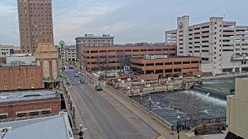 Weather camera view of City of Aurora IL.