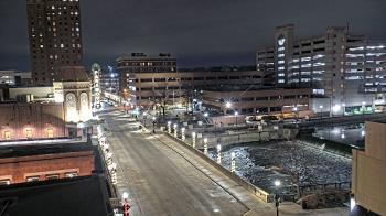 Weather camera view of City of Aurora IL.