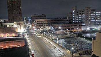 Weather camera view of City of Aurora IL.