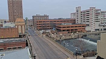 Weather camera view of City of Aurora IL.