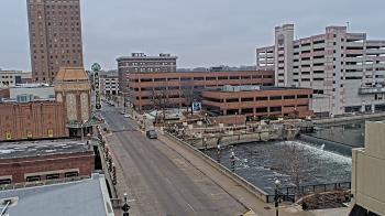 Weather camera view of City of Aurora IL.