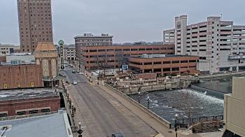 Weather camera view of City of Aurora IL.