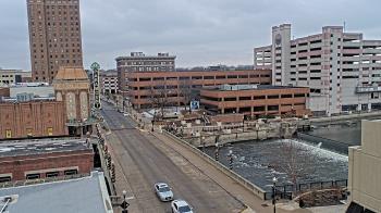 Weather camera view of City of Aurora IL.
