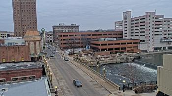 Weather camera view of City of Aurora IL.
