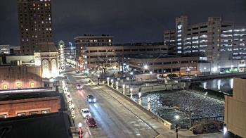 Weather camera view of City of Aurora IL.
