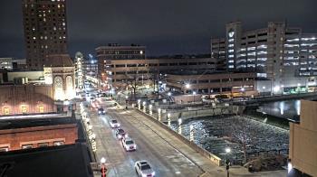 Weather camera view of City of Aurora IL.