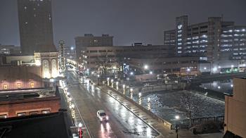 Weather camera view of City of Aurora IL.