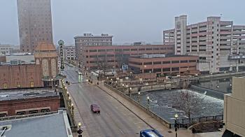 Weather camera view of City of Aurora IL.