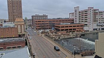 Weather camera view of City of Aurora IL.