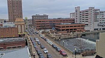 Weather camera view of City of Aurora IL.