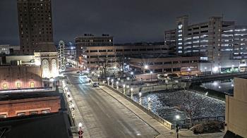 Weather camera view of City of Aurora IL.
