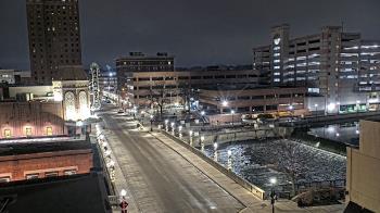 Weather camera view of City of Aurora IL.