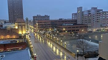 Weather camera view of City of Aurora IL.