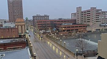 Weather camera view of City of Aurora IL.
