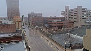 Weather camera view of City of Aurora IL.