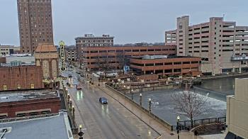 Weather camera view of City of Aurora IL.