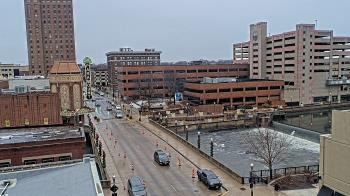 Weather camera view of City of Aurora IL.