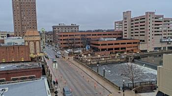 Weather camera view of City of Aurora IL.