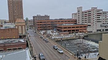 Weather camera view of City of Aurora IL.