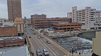 Weather camera view of City of Aurora IL.