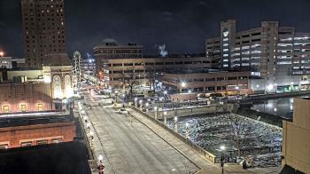 Weather camera view of City of Aurora IL.