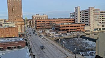 Weather camera view of City of Aurora IL.