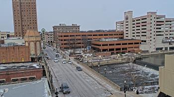 Weather camera view of City of Aurora IL.