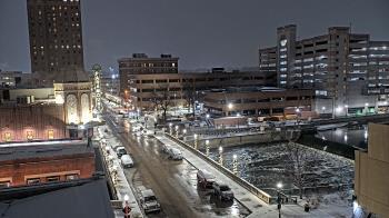 Weather camera view of City of Aurora IL.