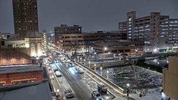 Weather camera view of City of Aurora IL.