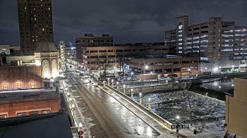 Weather camera view of City of Aurora IL.