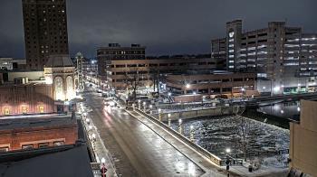 Weather camera view of City of Aurora IL.
