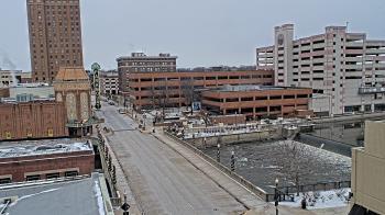 Weather camera view of City of Aurora IL.