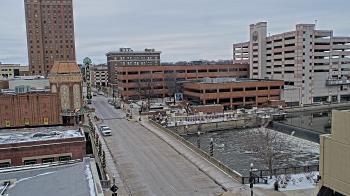 Weather camera view of City of Aurora IL.