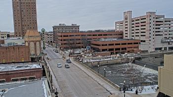 Weather camera view of City of Aurora IL.