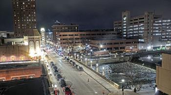 Weather camera view of City of Aurora IL.