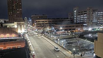Weather camera view of City of Aurora IL.