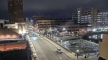 Weather camera view of City of Aurora IL.