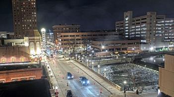 Weather camera view of City of Aurora IL.