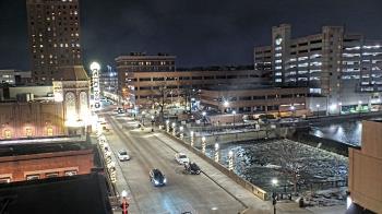 Weather camera view of City of Aurora IL.