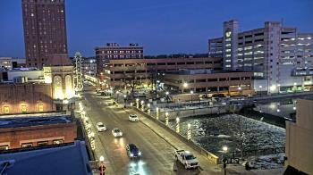 Weather camera view of City of Aurora IL.