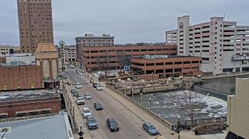 Weather camera view of City of Aurora IL.