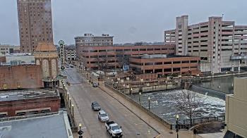 Weather camera view of City of Aurora IL.