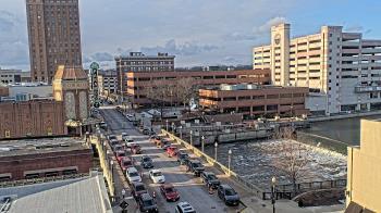 Weather camera view of City of Aurora IL.
