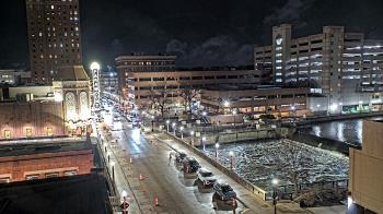 Weather camera view of City of Aurora IL.
