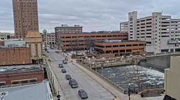 Weather camera view of City of Aurora IL.