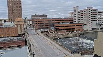 Weather camera view of City of Aurora IL.