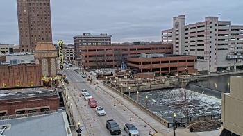 Weather camera view of City of Aurora IL.