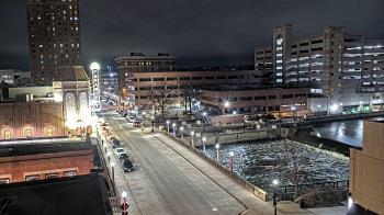 Weather camera view of City of Aurora IL.