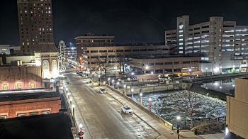 Weather camera view of City of Aurora IL.