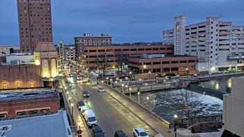Weather camera view of City of Aurora IL.